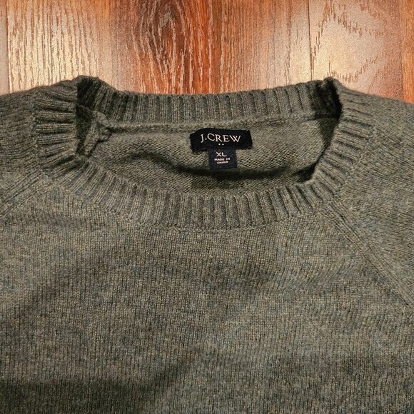 J.Crew Crewneck Sweater – Heathered Green | Classic Cotton Essential - Picture 2 of 8